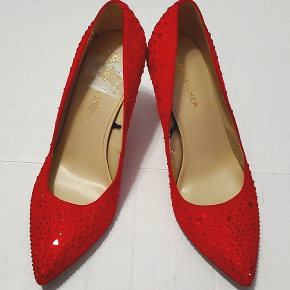 Marc Fisher Delta Red Embellished Dorothy Party Wedding Heels 5.5M